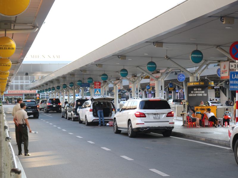 Xe đưa đón sân bay long thành