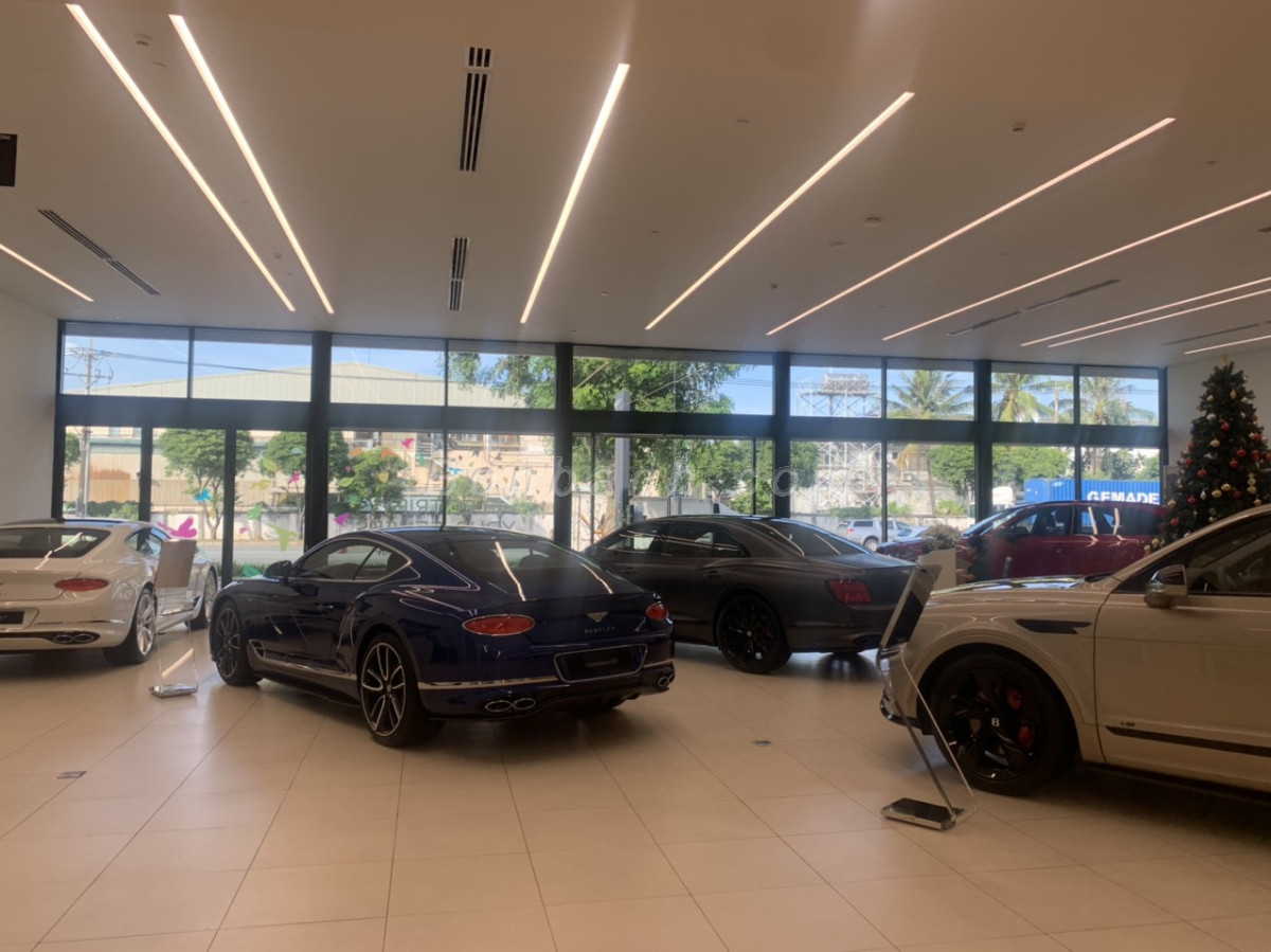 Bentley Hà Nội